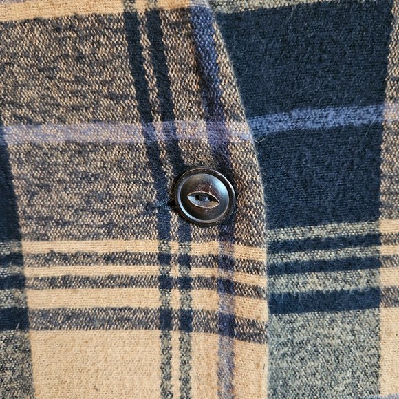 Tentree Plaid Fannel Cacoon Cardigan - Picture 6 of 9